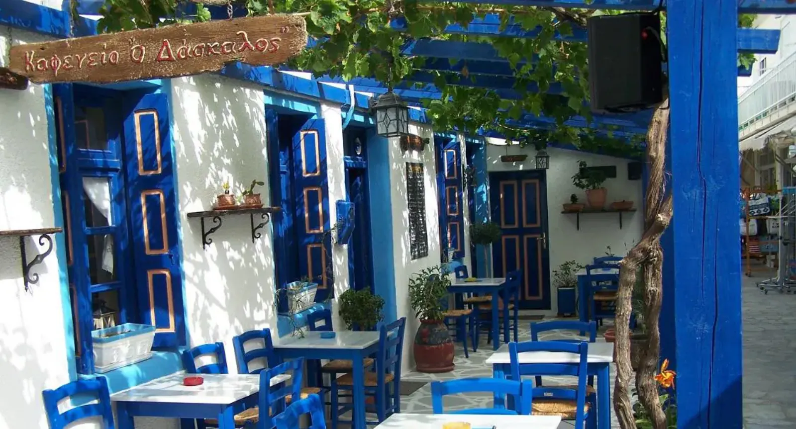 Kos Adası'nın turkuaz suları ve tarihi kalıntıları